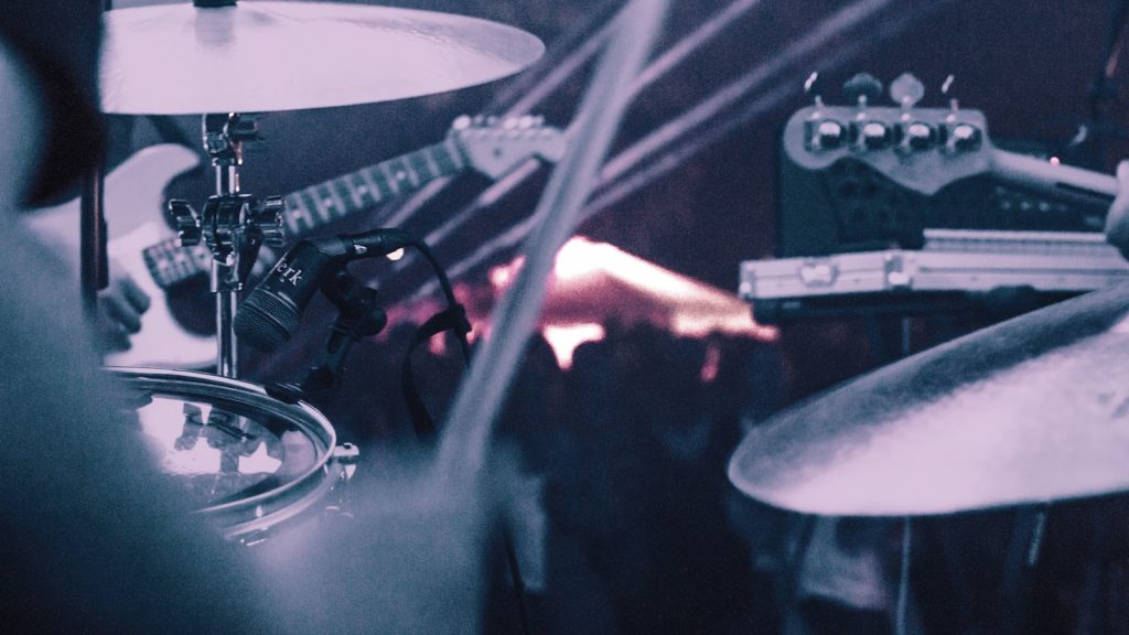 Gig guitar and drums